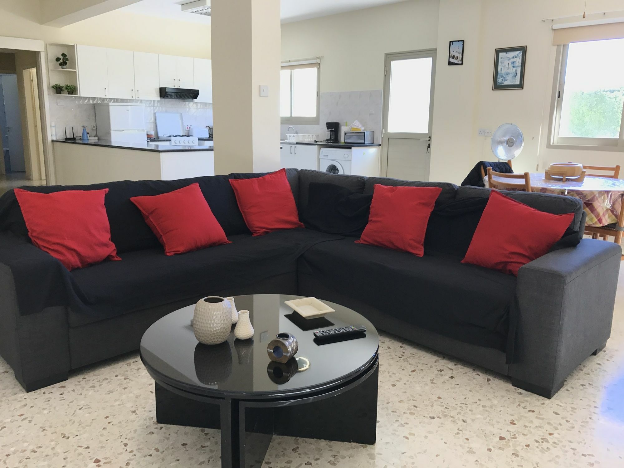 Himonas Apartments Pissouri Exteriér fotografie