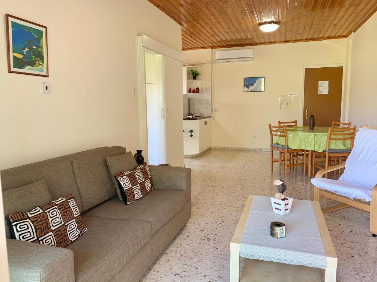 Himonas Apartments Pissouri Exteriér fotografie