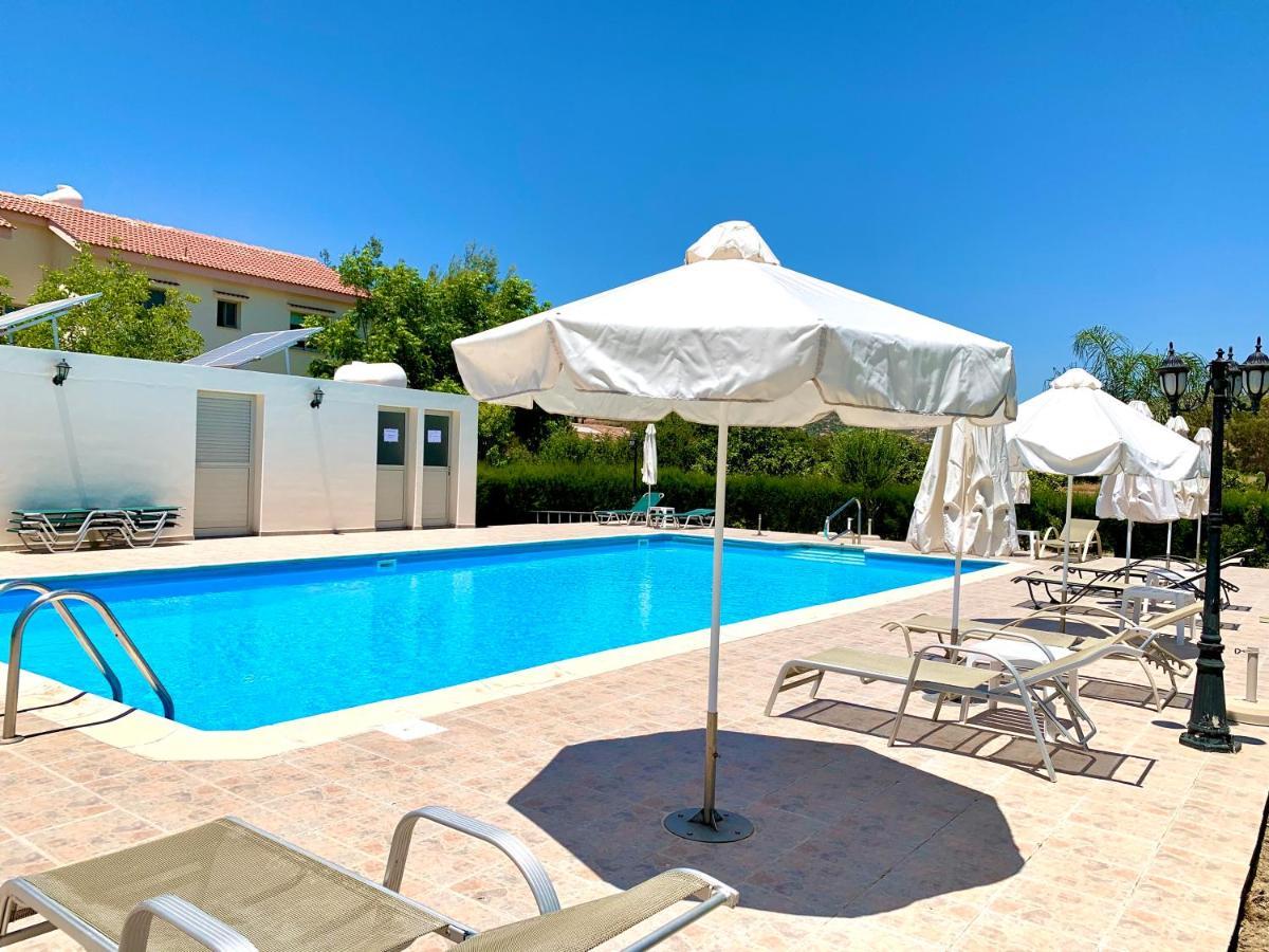 Himonas Apartments Pissouri Exteriér fotografie